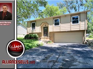 6825 N 65th St, Omaha, NE 68152