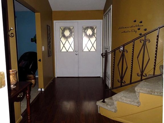 4th image of 4121 Laurell Ln