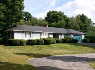 98 High St, Stoneham, MA 02180