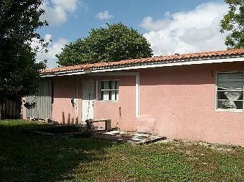 2nd image of 1112 NW 15th St