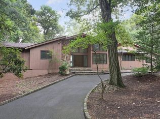 182 Deer Run, Watchung, NJ 07069