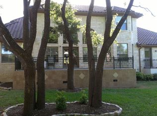 18 Cottondale Rd, The Hills, TX 78738