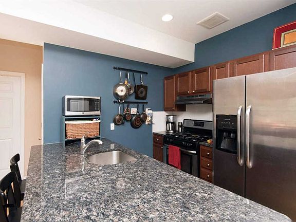 4th image of 167 Monticello Ave APT 6