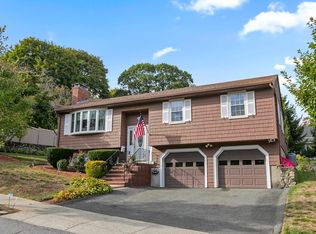 3 Gladstone St, Wakefield, MA 01880