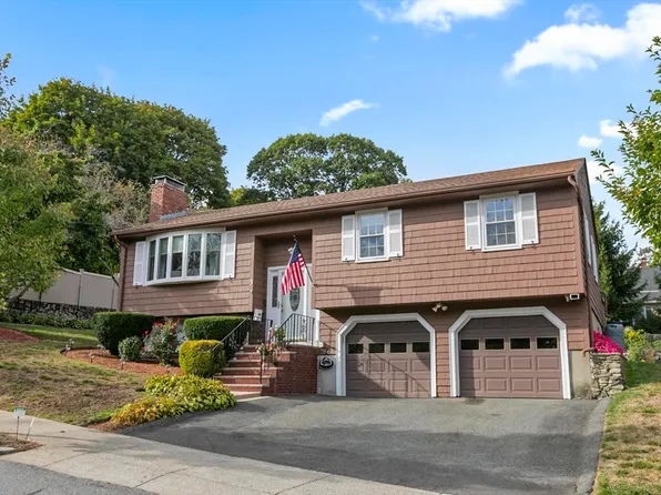 3 Gladstone St, Wakefield, MA 01880