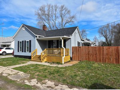 115 E Pennsylvania St, Staunton, IL, 62088