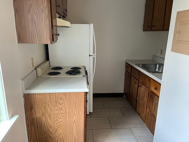 1st image of 133 Prospect St #0B-1Ba-300Sqft