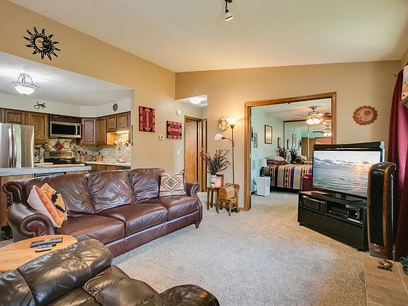 5th image of 7117 Robinwood Bay