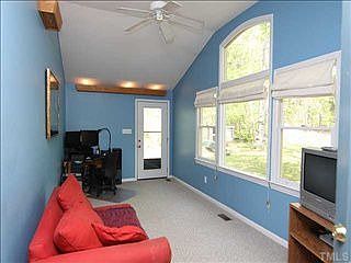 5th image of 111 Nutbush Ct