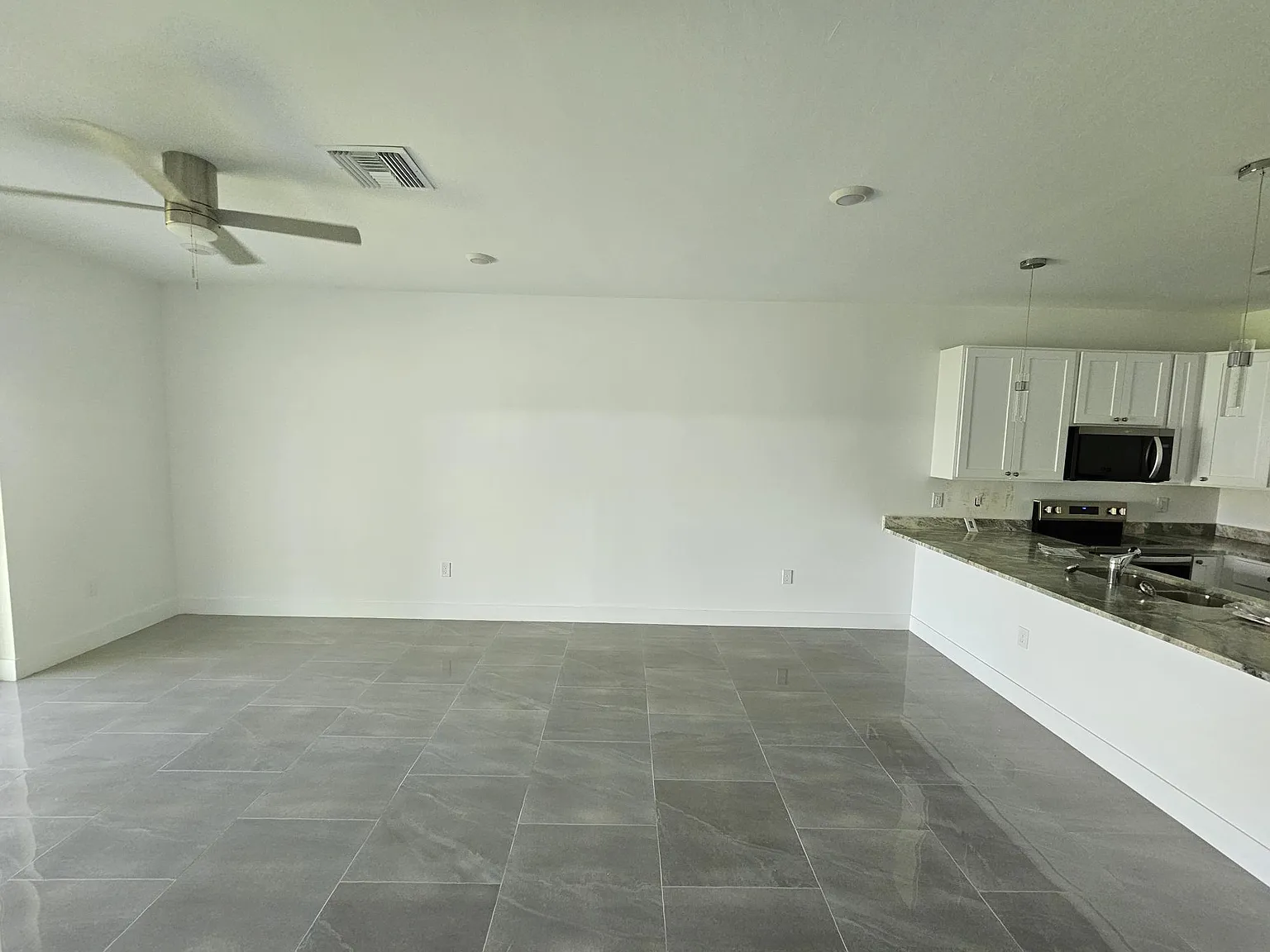 3 bed, 1173 sqft, $1,800 — Photo 3