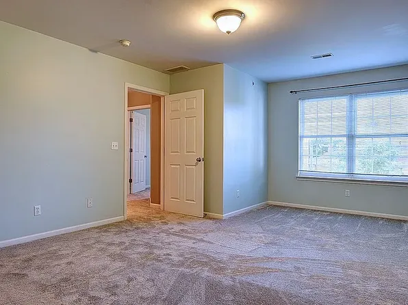 2213 S Main St, Ann Arbor, MI 48103