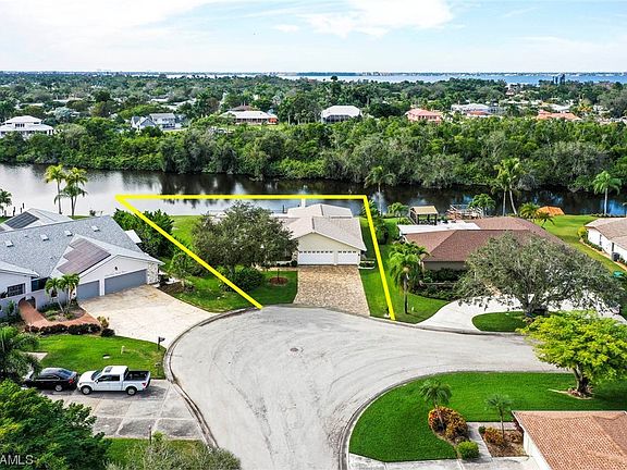 3rd image of 5431 Brandy Cir W