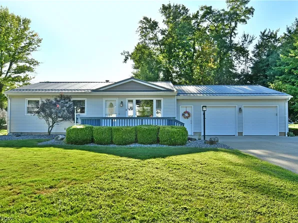 602 Cedar Dr, Cortland, OH 44410