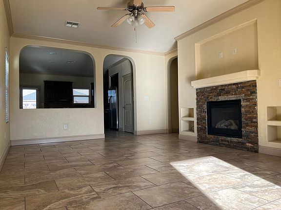 4th image of 4006 Oporto St