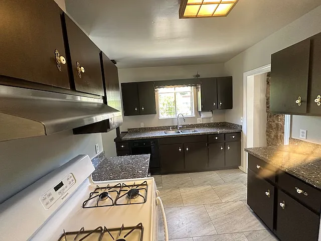 3261 Briggs Ave #B — Photo 17