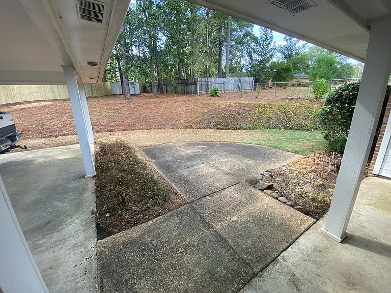 81 Sunline Dr — Photo 33