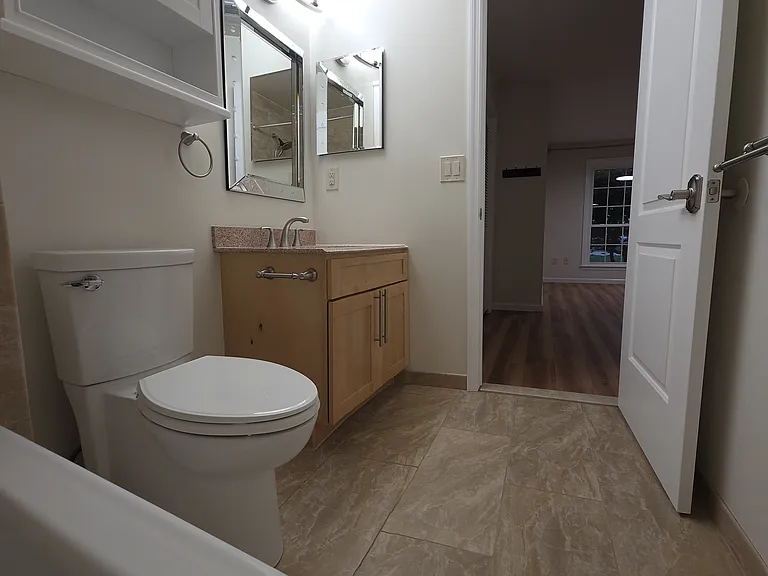 799 Sassafras Ct — Photo 2