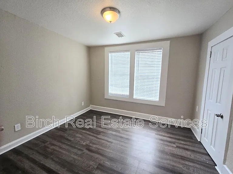 4701 13th Ave S — Photo 9