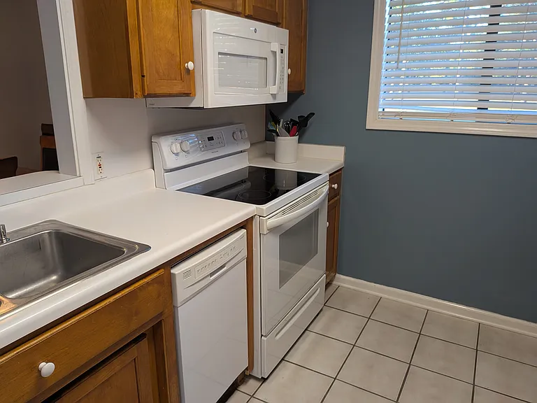 3425 Keating Rd #A — Photo 8