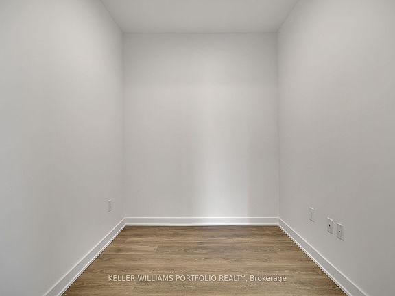 5th image of 130 River St #1302