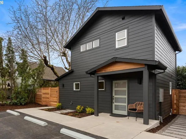 6703 SE 69th Ave #C, Portland, OR 97206