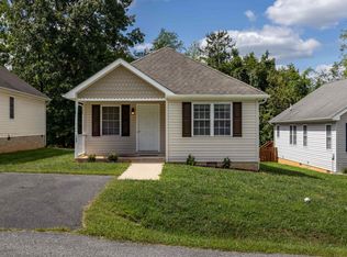 521 D St, Staunton, VA 24401