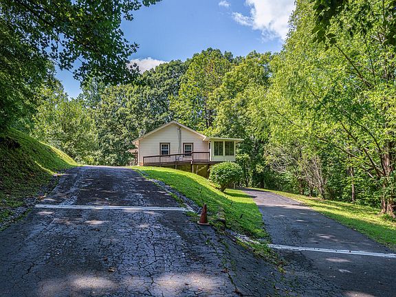 4th image of 1860 Highway 70