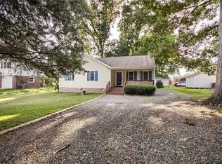 1815 F St, West Point, VA 23181