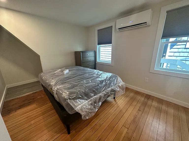 17 Byrnes St #1-2 — Photo 19