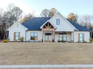 383 Village Creek Dr, Jasper, GA 30143