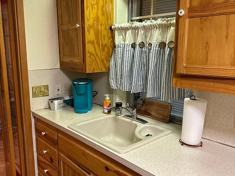 2301 Post Oak Rd #B — Photo 18