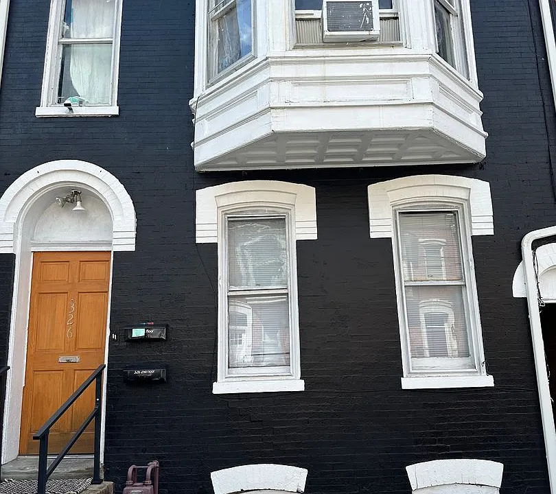 326 E King Street