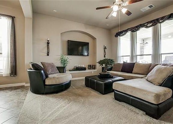 5th image of 2764 Indian Oak Dr