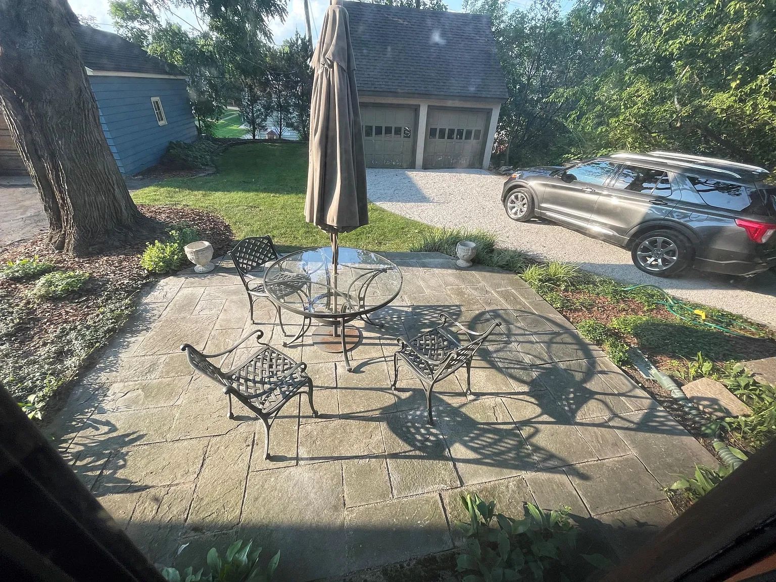 3 bed, 1.5 bath, 2000 sqft, $3,950 — Photo 2