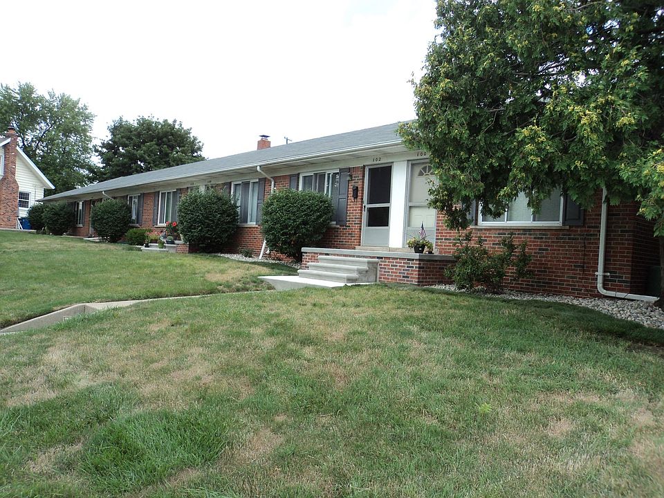 1st image of 102 Rose St