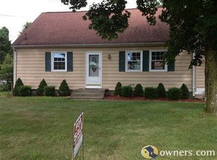 39 Pervier Ave, Chicopee, MA 01020