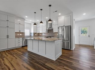 432 Cherry Ave, Iowa City, IA 52240