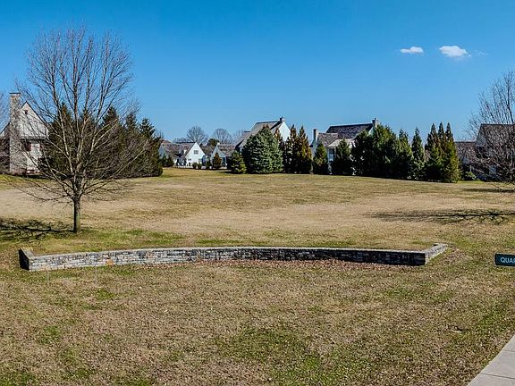3rd image of 902 Bent Creek Dr
