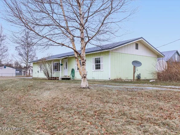 343 S Bailey St, Palmer, AK 99645