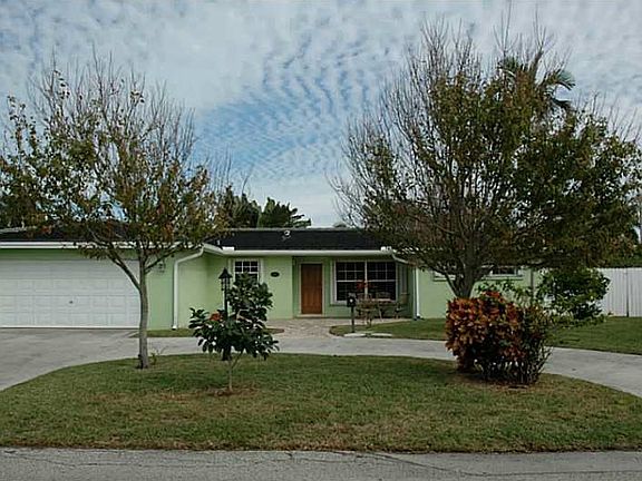 3rd image of 1008 SE 14th St