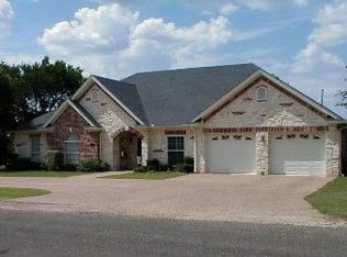 328 Cresthill Cir, Valley Mills, TX 76689