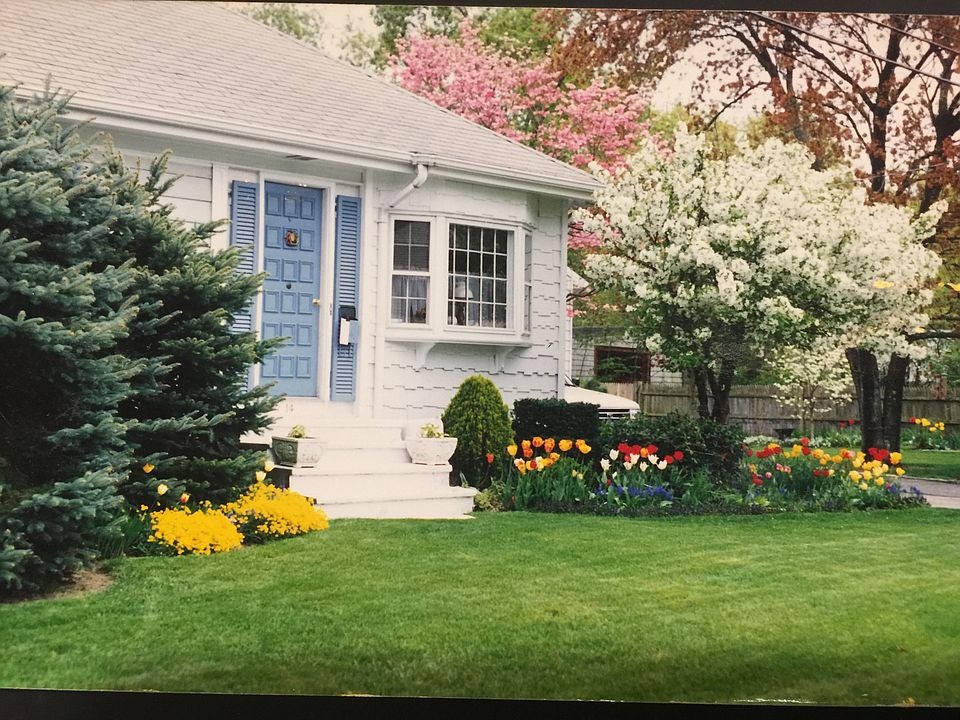 Beautiful springtime Gardens