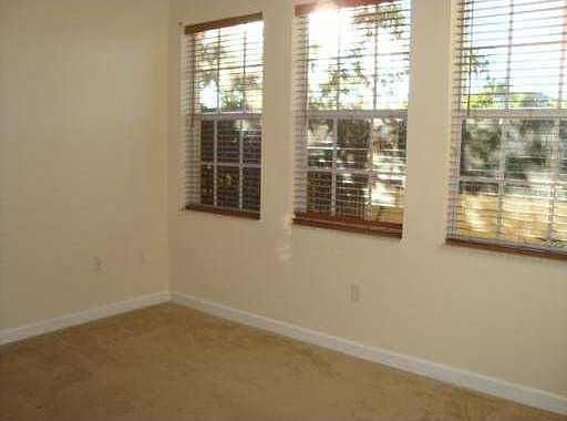 4th image of 2522 Gardens Pkwy