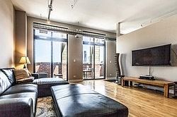 2nd image of 833 W 15th Pl #Penthouse 902
