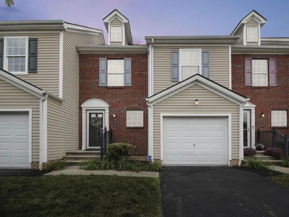 6512 Ash Rock Cir, Westerville, OH 43081