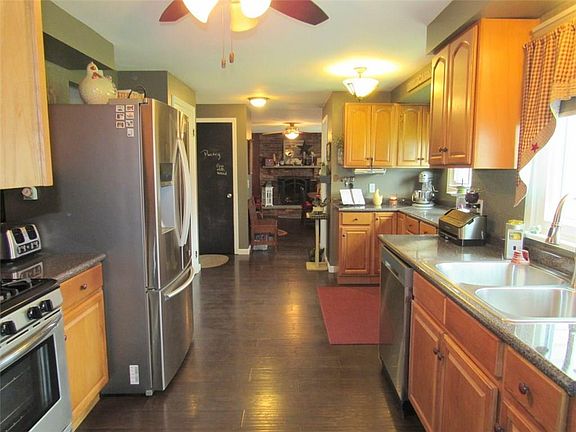 5th image of 1252 Lake Road West Frk