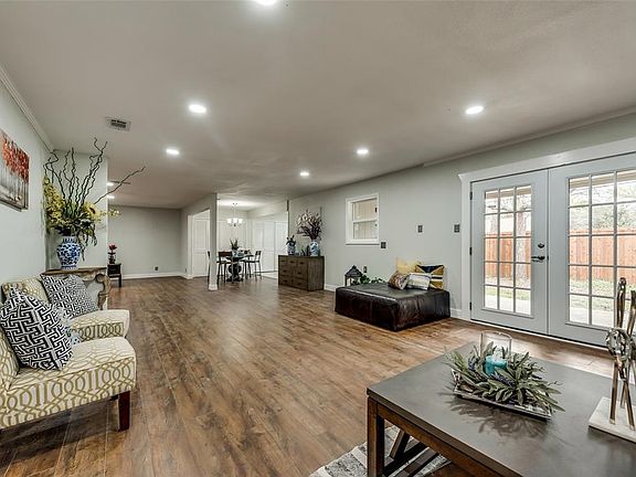 5th image of 104 Bluebonnet Dr