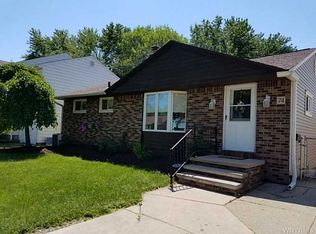74 Rockland Rd, Tonawanda, NY 14150