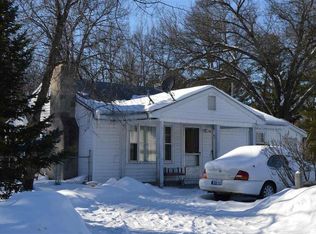 909 W 10th St, Mio, MI 48647