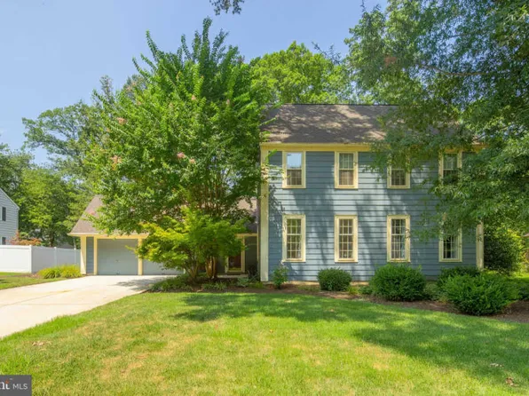 9 Whitby Rd, Cherry Hill, NJ 08003